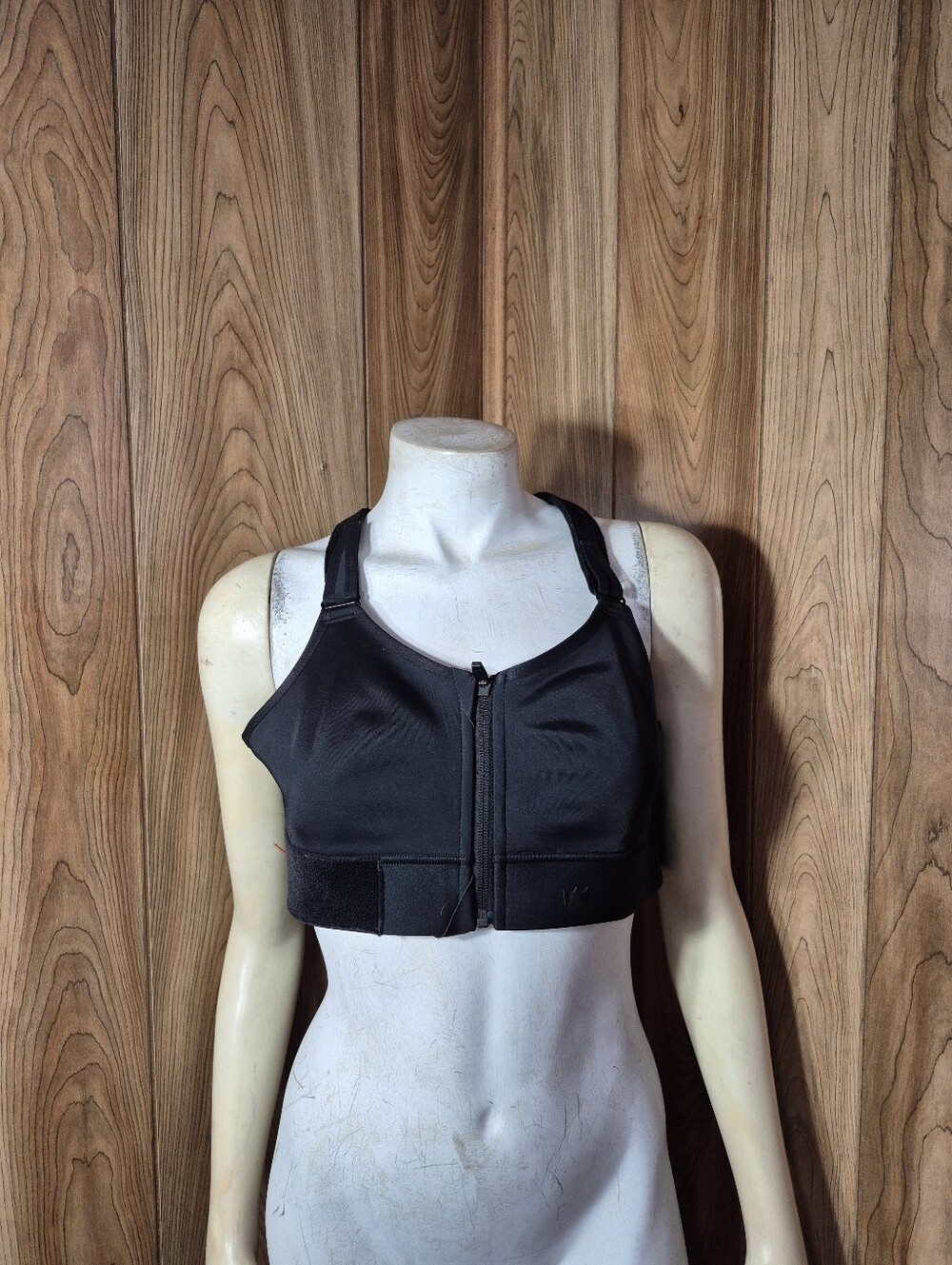 Shefit Sports Bra Black Size Sz M..in great condition..no holes spots or damage.